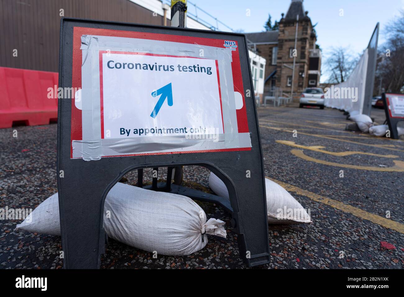 Edinburgh, Écosse, Royaume-Uni. 3 Mars 2020. Signez pour des tests de coronavirus à l'hôpital général de l'Ouest, à Édimbourg. Iain Masterton/Alay Live News Banque D'Images