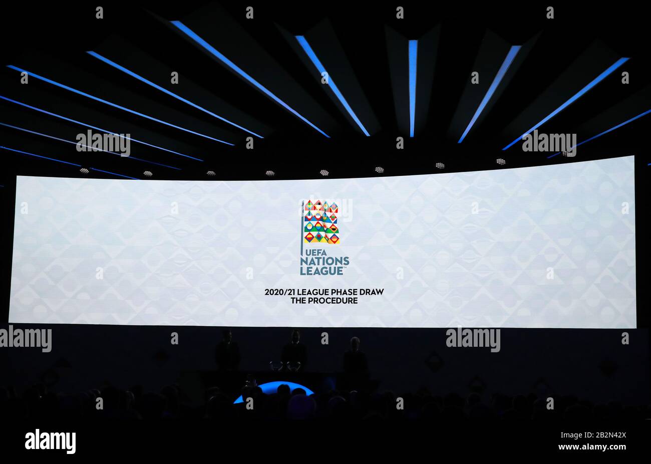 Atmosphère pendant le tirage au sort de la Ligue des Nations de l'UEFA 2020/21 au Centre de conférence de Beurs van Berlage, Amsterdam. Banque D'Images