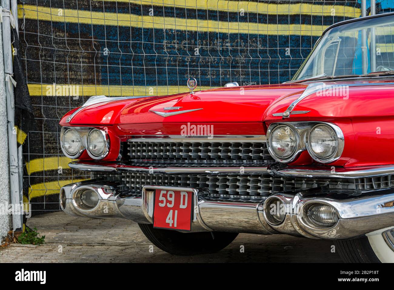 Vieille voiture Cadillac Cabriolet rouge 1950 Banque D'Images