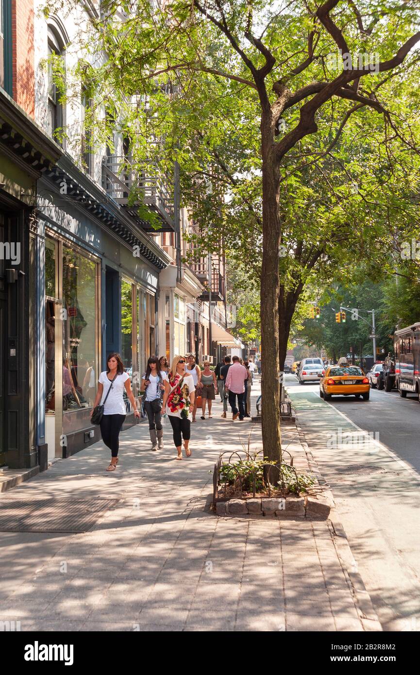 La Bleecker Street, Greenwich Village, New York City, États-Unis d'Amérique Banque D'Images