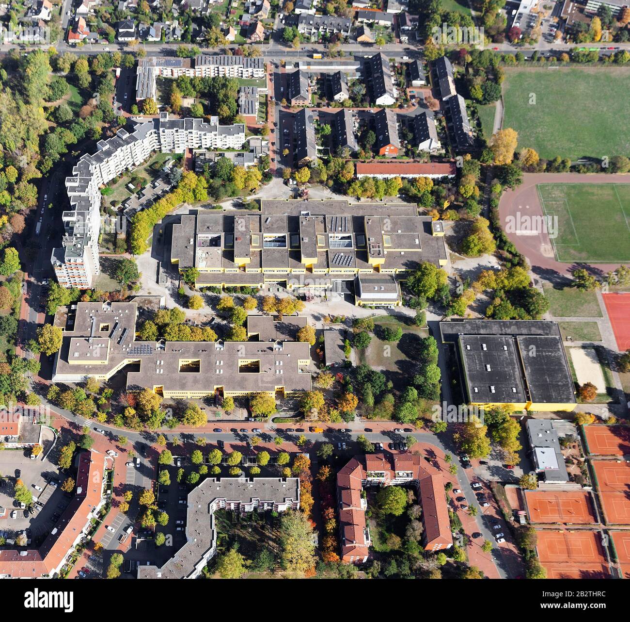 Quartier de Roderbruch, grande propriété, école complète intégrée, Gross-Buchholz, Hanovre, Basse-Saxe, Allemagne Banque D'Images