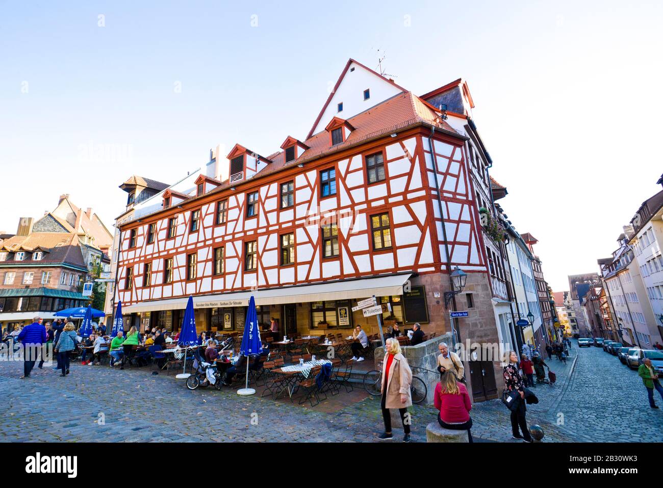 Nuremberg, Allemagne - Octobre 2019 : Les gens foule à vieille ville de Nuremberg, Bavière, Allemagne. Banque D'Images