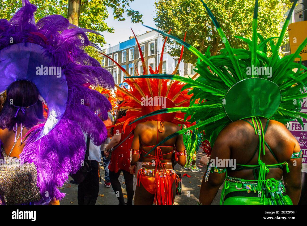 Tenue traditionnelle de carnaval de samba au Notting Hill Carnival Banque D'Images
