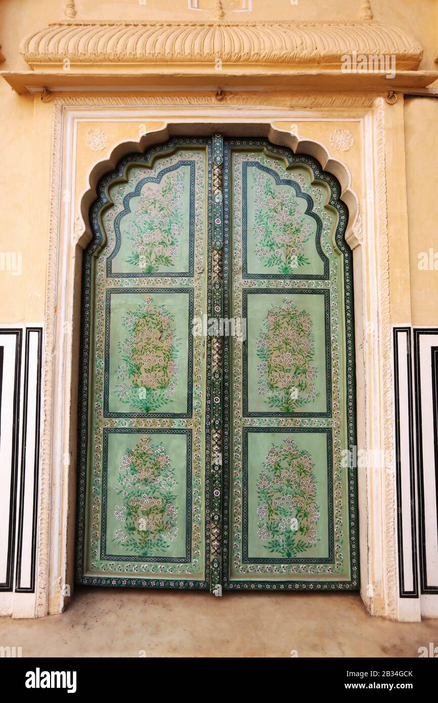 Porte décorée, Palais des vents, Hawa Mahal, Jaipur, Rajasthan, Inde Banque D'Images