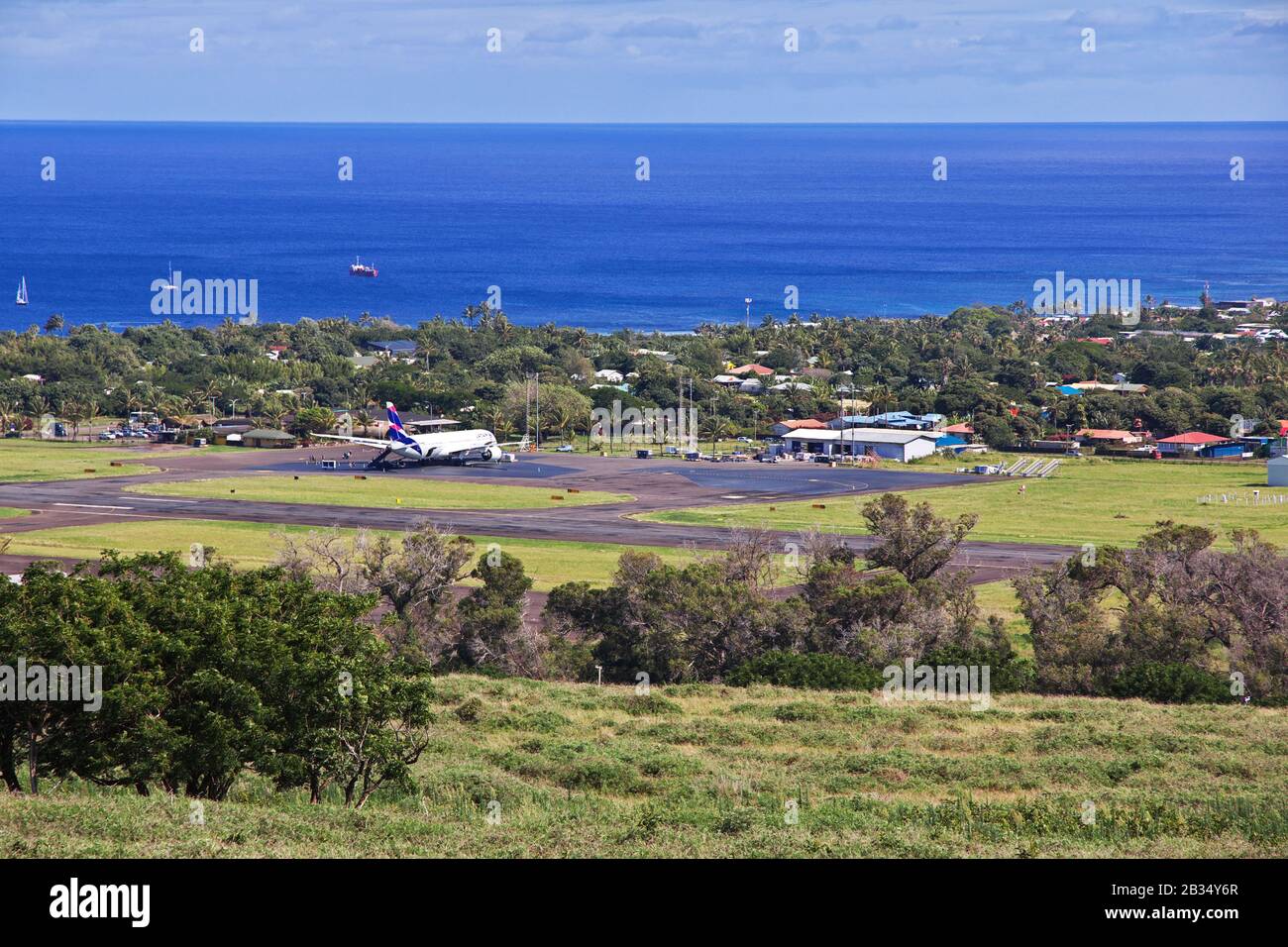 Île De Pâques / Chili - 28 Déc 2019: Rapa Nui. Vue sur l'aéroport de Hanga Roa, île de Pâques, Chili Banque D'Images