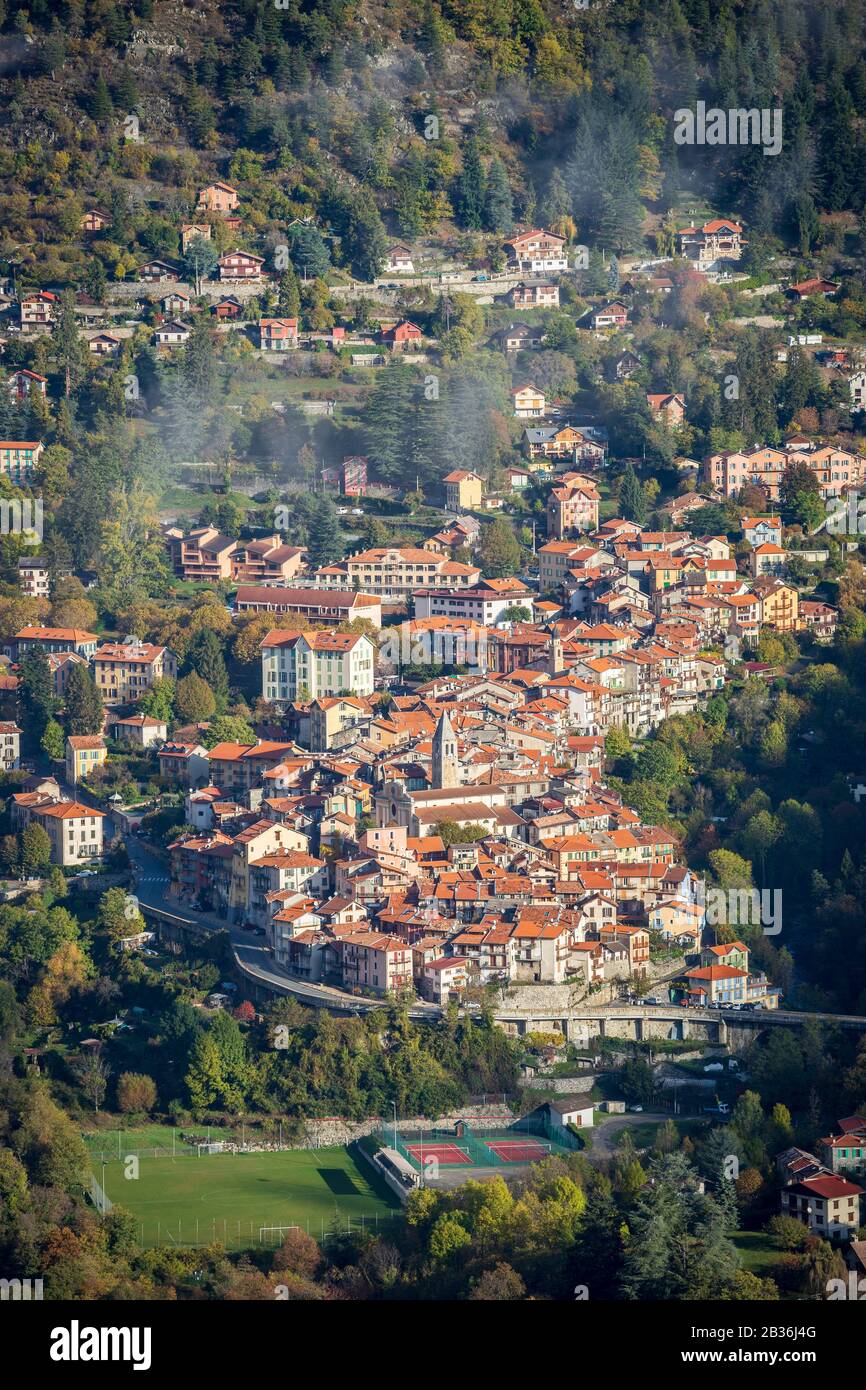 France, Alpes-Maritimes, Parc national du Mercantour, Haute-Vésubie, Saint-Martin-Vésubie, le village Banque D'Images