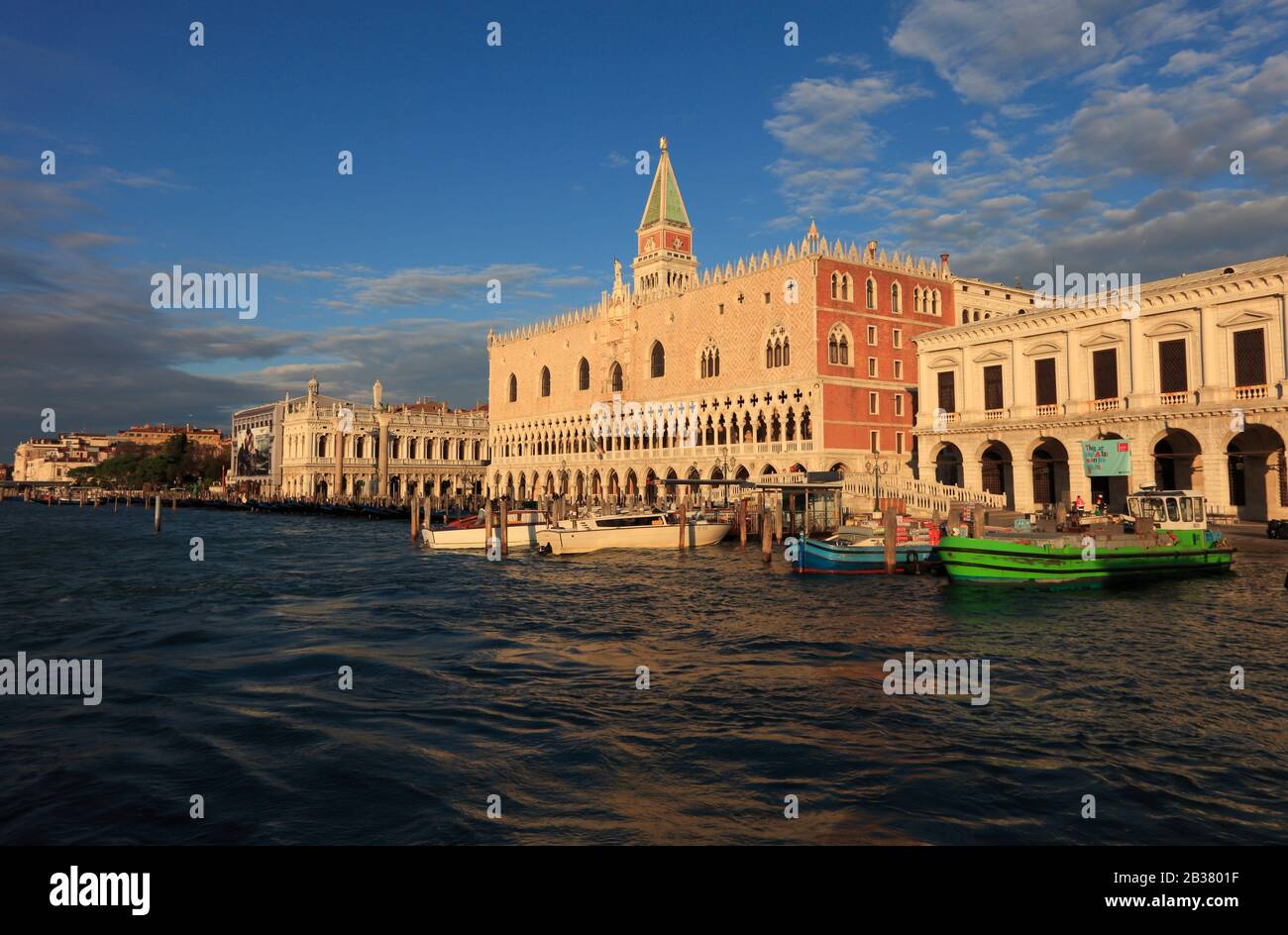 Palais Des Doges, Place Saint Marc (San Marco) Venise, Italie Banque D'Images
