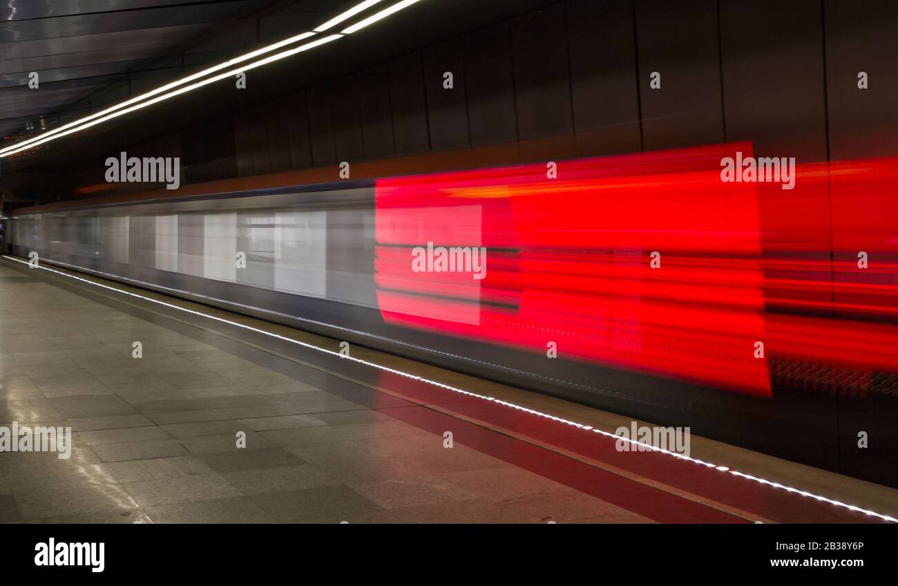 Moving train, motion floue, Moscou Underground. Russie. Banque D'Images