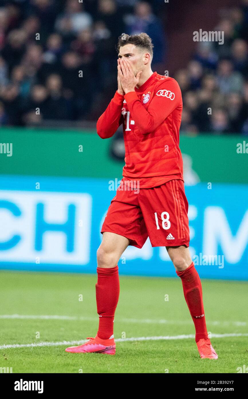Gelsenkirchen, Allemagne, Veltins-Arena, 3.03.2020: Leon Goretzka de Muenchen déçu pendant le match de coupe DFB Pokal FC Schalke 04 contre FC Bayern Mü Banque D'Images