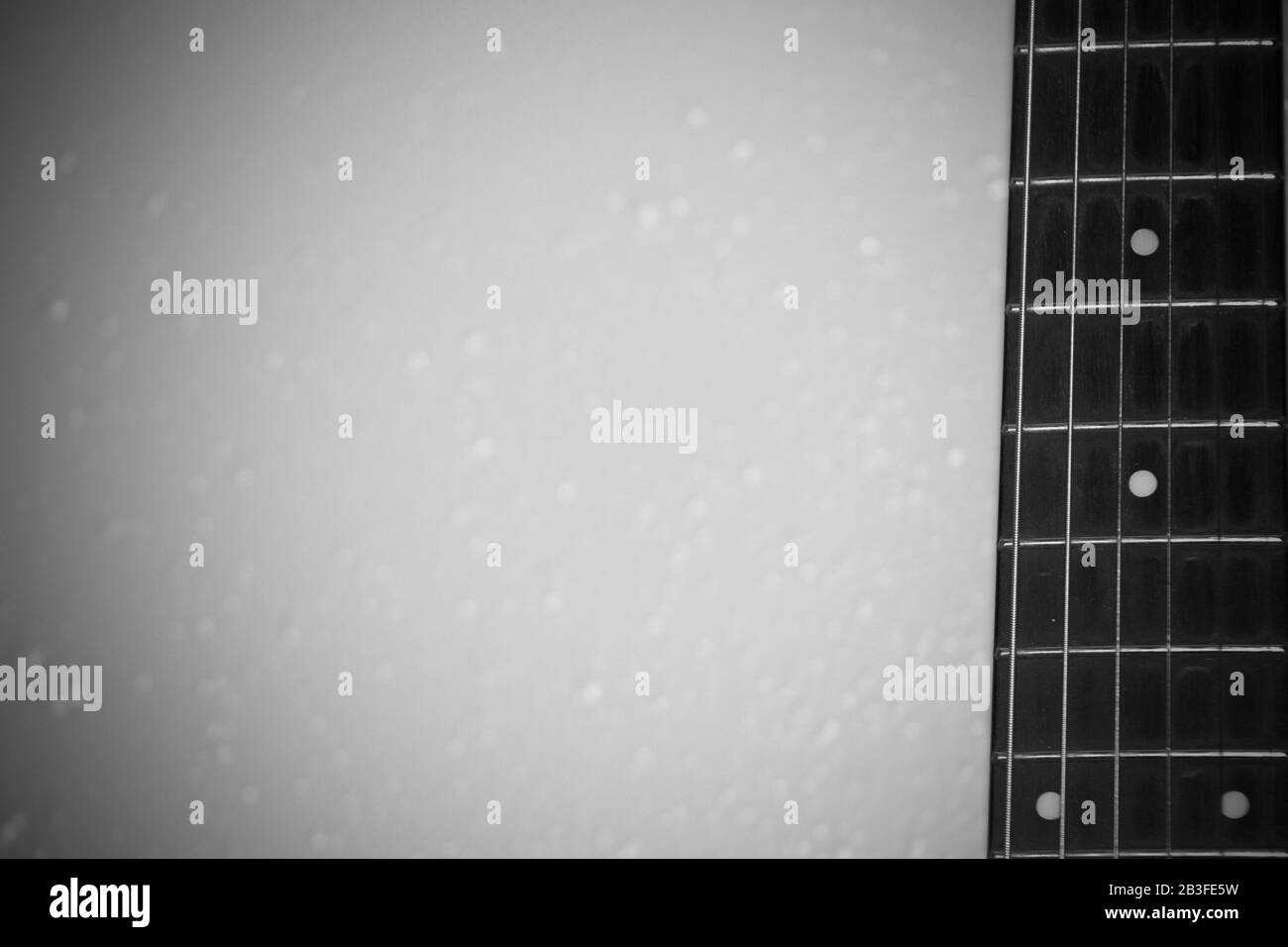 Col de guitare en noir et blanc Banque D'Images