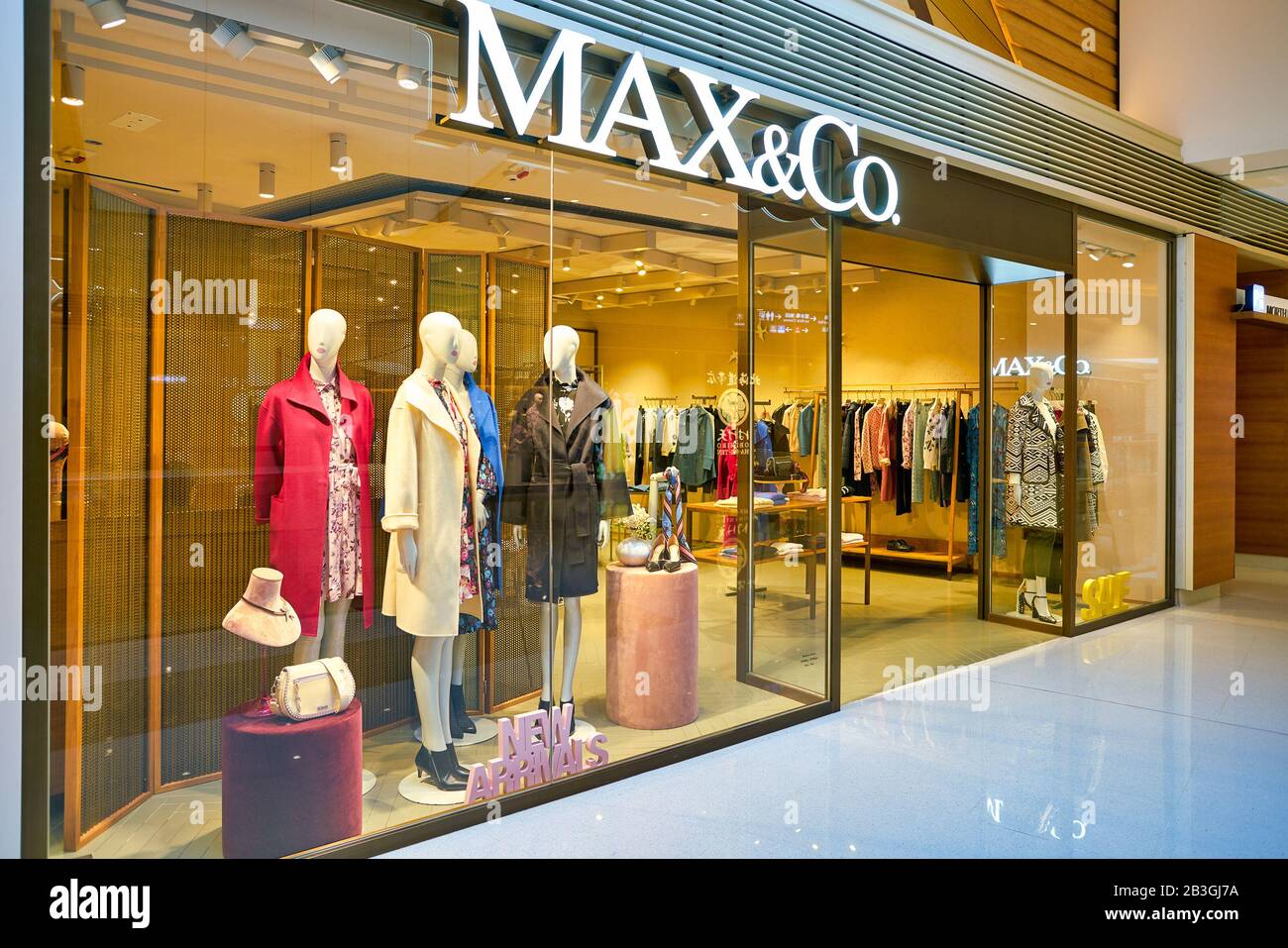 Hong KONG, CHINE - VERS JANVIER 2019 : magasin Storefront of MAX&Co dans le centre commercial Elements. Banque D'Images