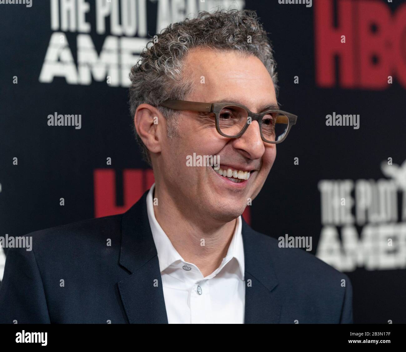 New York, États-Unis. 04 mars 2020. John Turturro Assiste À La Première De Hbo 'The Plot Against America' À Florence Gould Hall (Photo De Lév Radin/Pacific Press) Crédit: Pacific Press Agency/Alay Live News Banque D'Images