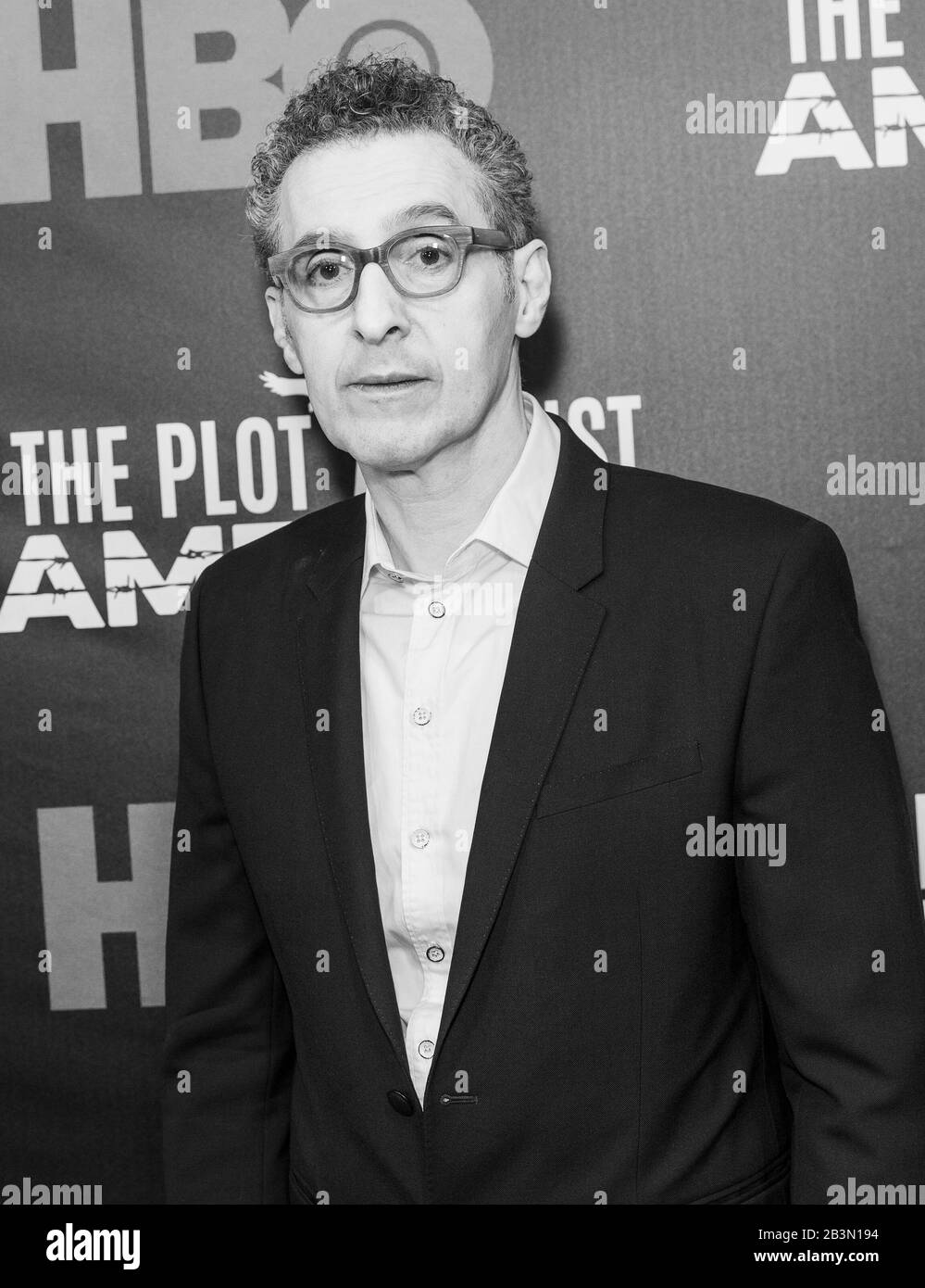 New York, États-Unis. 04 mars 2020. John Turturro Assiste À La Première De Hbo 'The Plot Against America' À Florence Gould Hall (Photo De Lév Radin/Pacific Press) Crédit: Pacific Press Agency/Alay Live News Banque D'Images