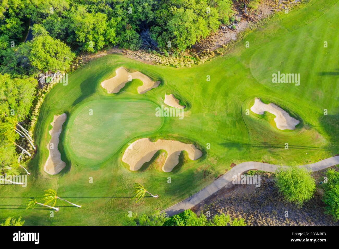 Vue aérienne du parcours de golf Mauna Kea, station balnéaire de la côte ouest, Big Island, Hawaï, États-Unis d'Amérique, Amérique du Nord Banque D'Images