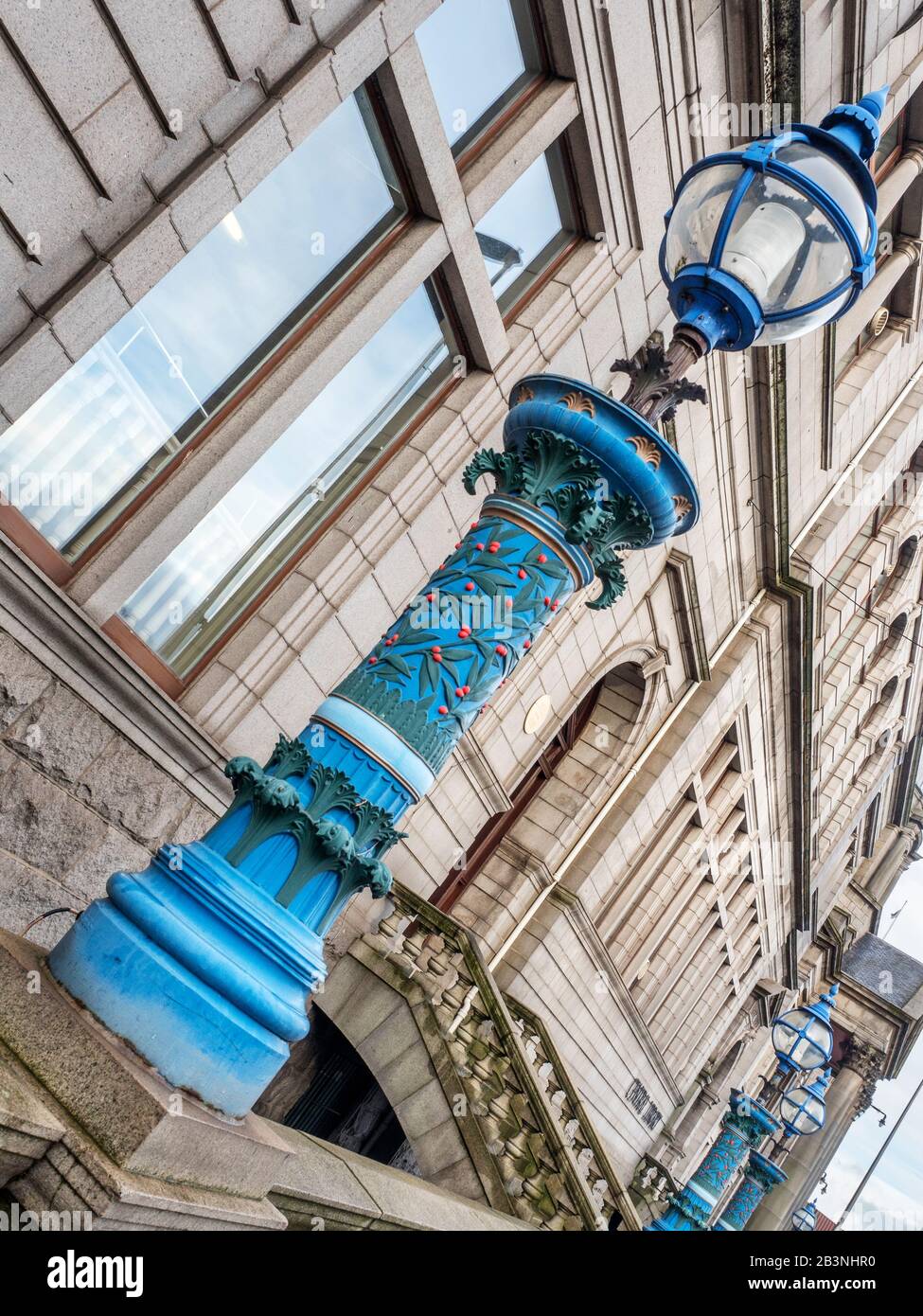 Le bâtiment de la bibliothèque centrale d'Aberdeen, situé sur Rosemount Viaduct, a été inauguré en 1892 par Andrew Carnegie à Aberdeen, en Écosse Banque D'Images