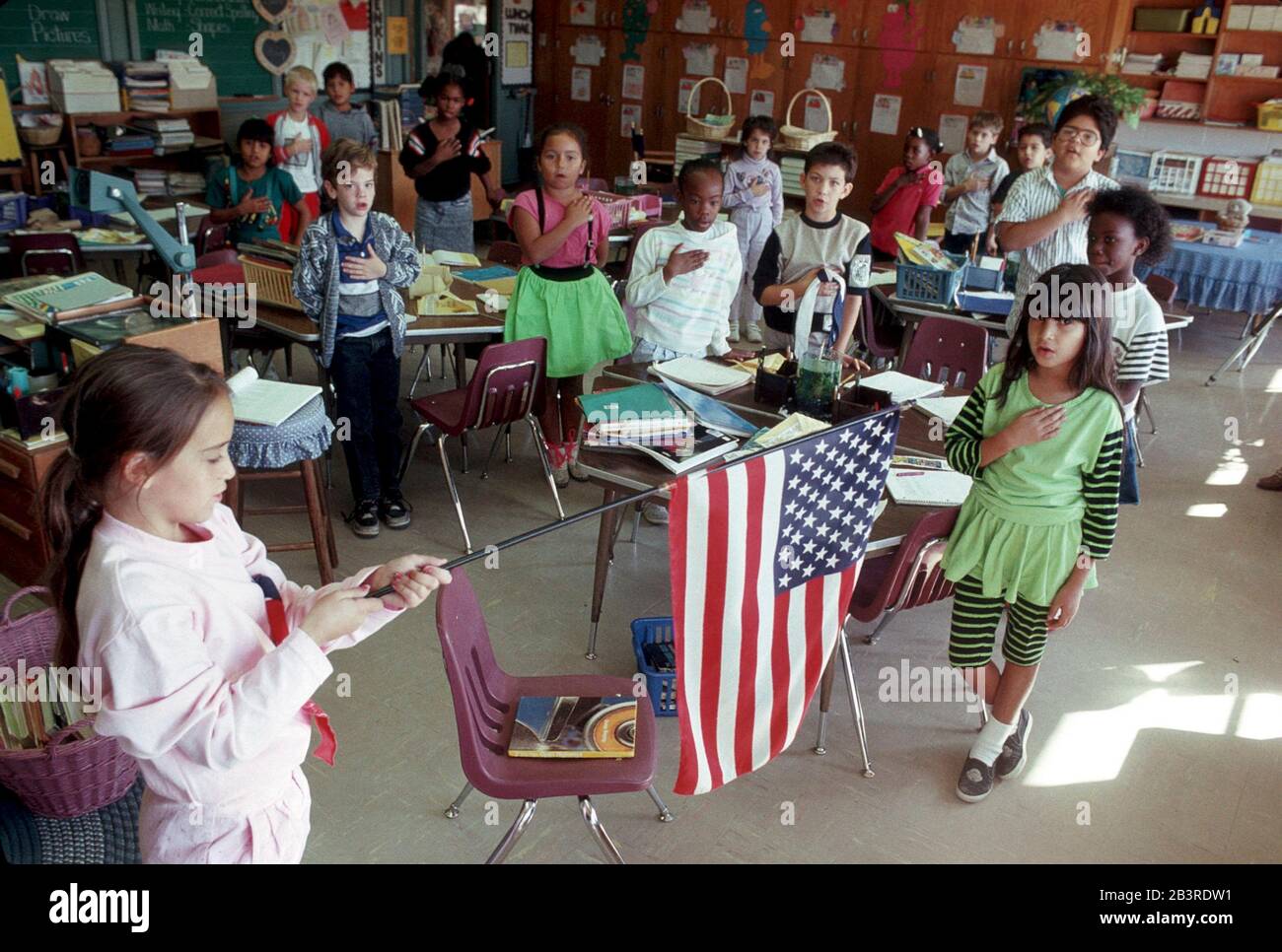 Pledge Allegiance Children Flag Banque d'image et photos - Alamy