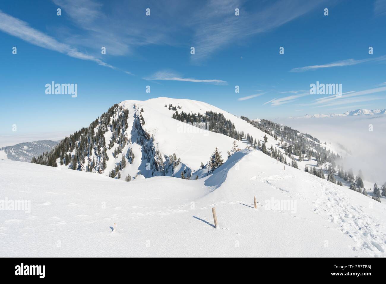 Fantastique circuit en raquettes sur la Hochgrat à Nagelfluhkette à Allgau, en Bavière Banque D'Images