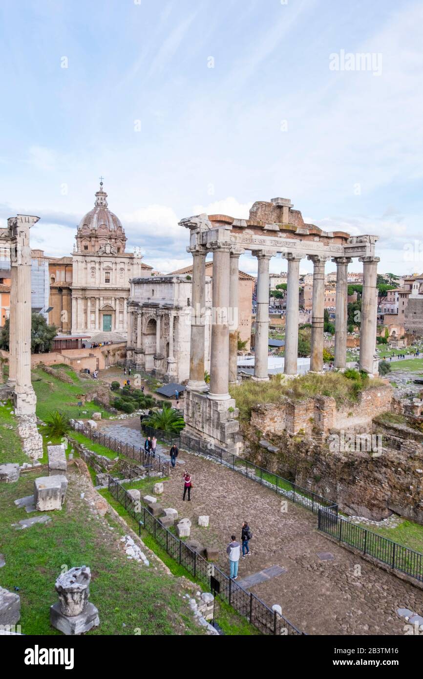 Forum Romanum, forum, vu de la colline de Capitolin, Rome, Italie Banque D'Images