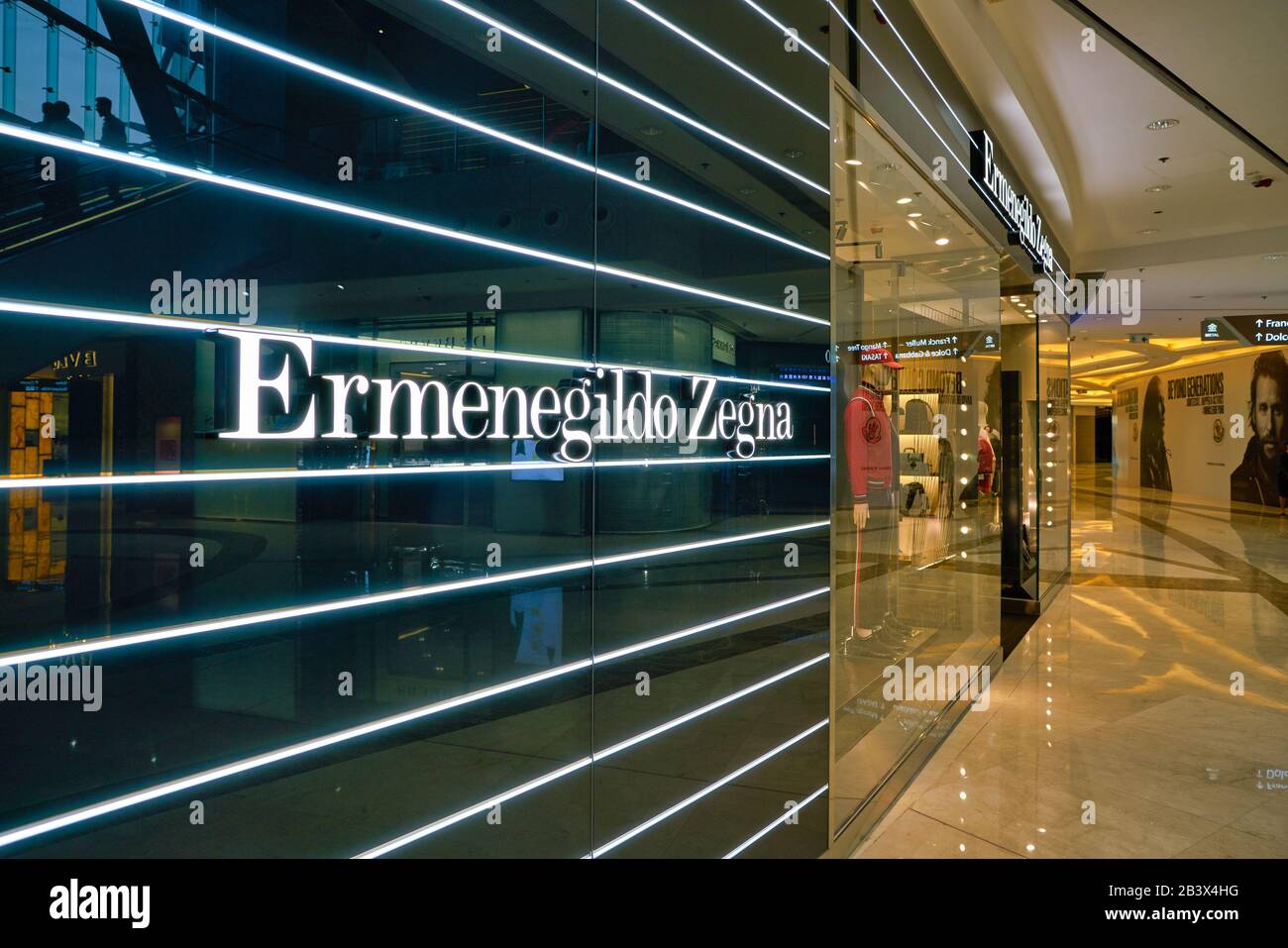 Hong KONG, CHINE - VERS JANVIER 2019: Ermenegildo Zegna signe vu dans le centre commercial Elements. Banque D'Images