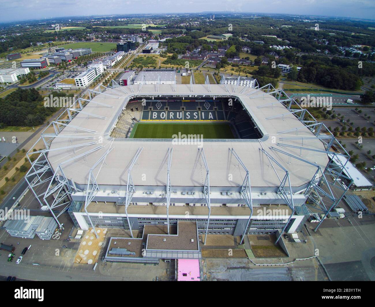 Monchengladbach, Allemagne. 23 juin 2018. FIRO: 23.06.2018 Football, saison 2017/2018 1.Bundesliga: Stade, Borussia-Park, drone, vue aérienne, aire d'entraînement, terrain de jeu, horizon, Highlight, déposant, Feature, Borussia Park, aperçu, stade | usage dans le monde crédit: DPA/Alay Live News Banque D'Images