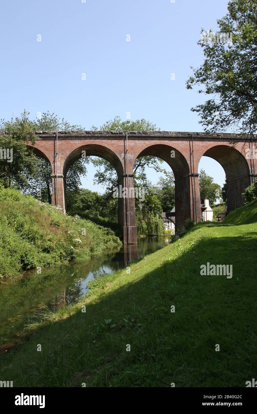 Daniels Water Mill, moulin à farine de travail du XVIIIe siècle, Bridgenorth, Angleterre, Royaume-Uni, Droitwich Spa, Worcester, Angleterre, Royaume-Uni, 08/07/2013, Railway v Banque D'Images