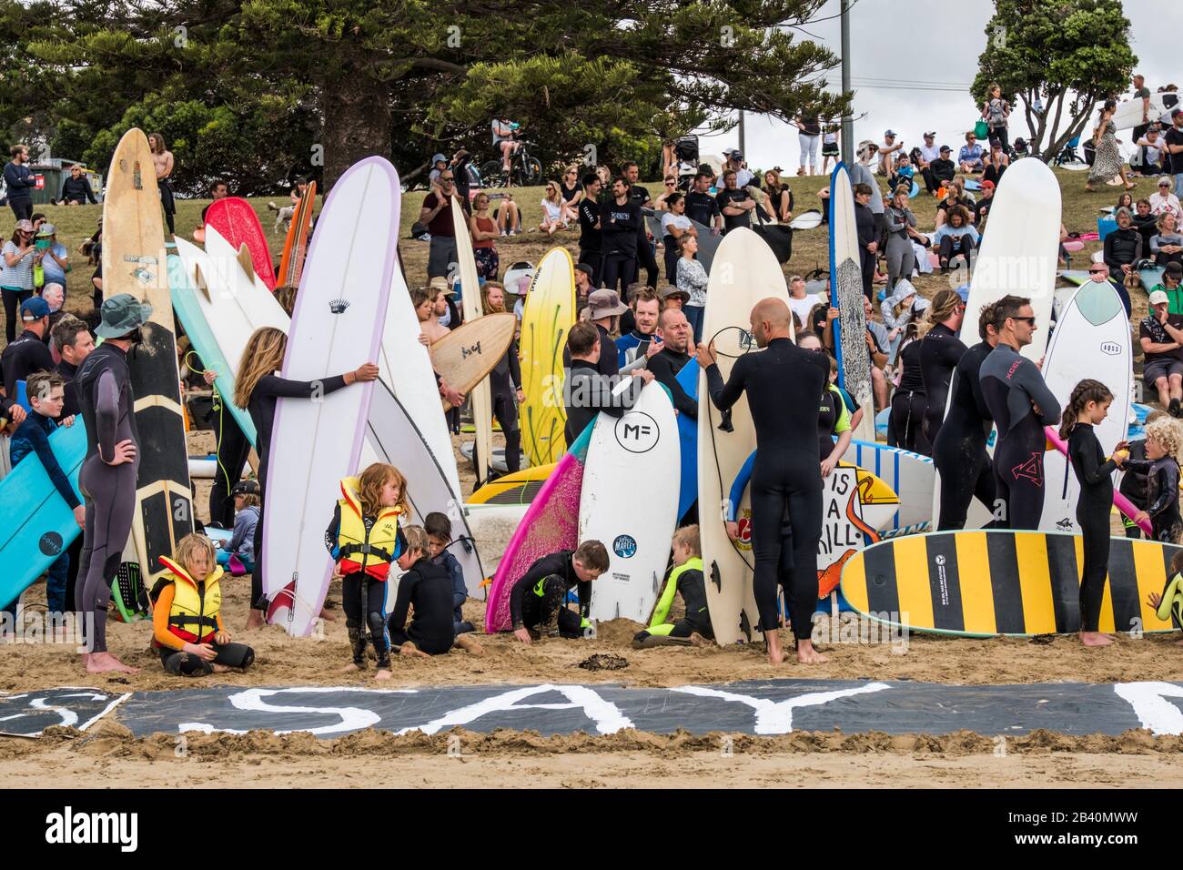 Lutte pour la protestation de Bight à Torquay Beach, Victoria, Australie le 23 novembre 2019 contre le forage pétrolier dans la Grande Baie australienne Banque D'Images