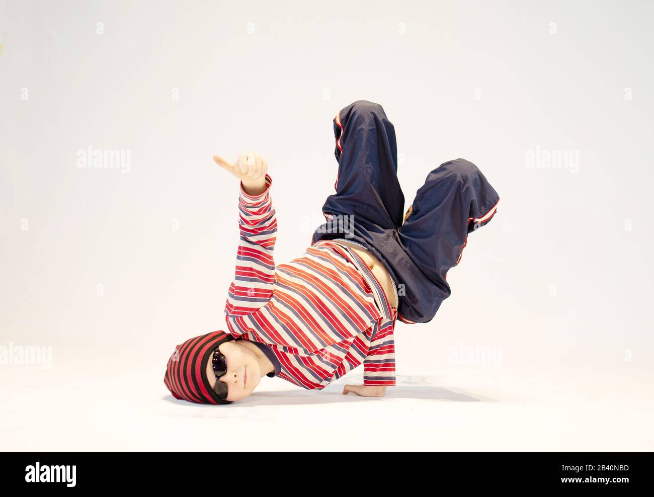 Petit-déjeuner enfant, hip hop enfant, enfant unique Banque D'Images