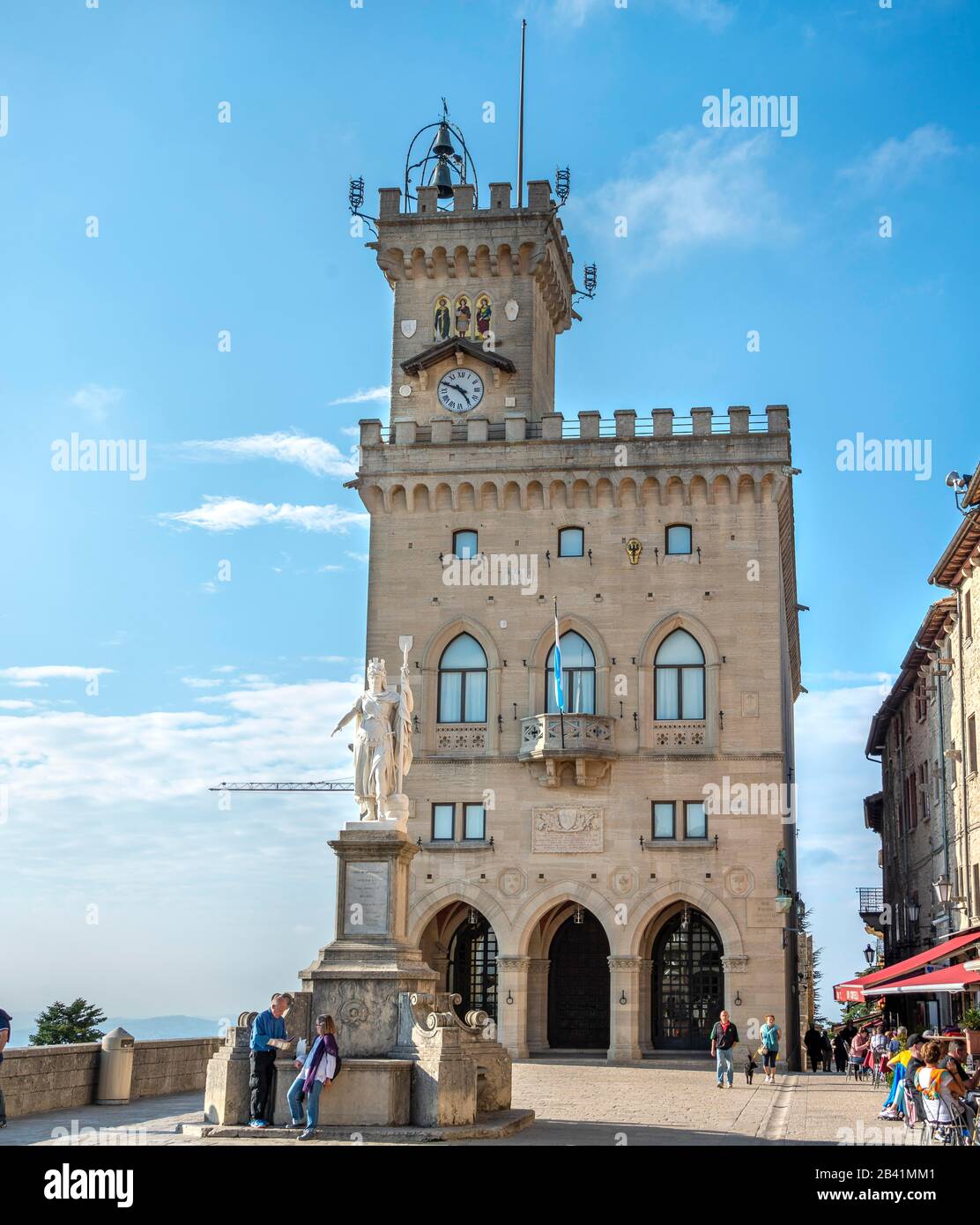 Palais Du Gouvernement Et Hôtel De Ville, Palazzo Piazzico Governo, Piazza Della Liberta, Ville De Saint-Marin, Saint-Marin Banque D'Images