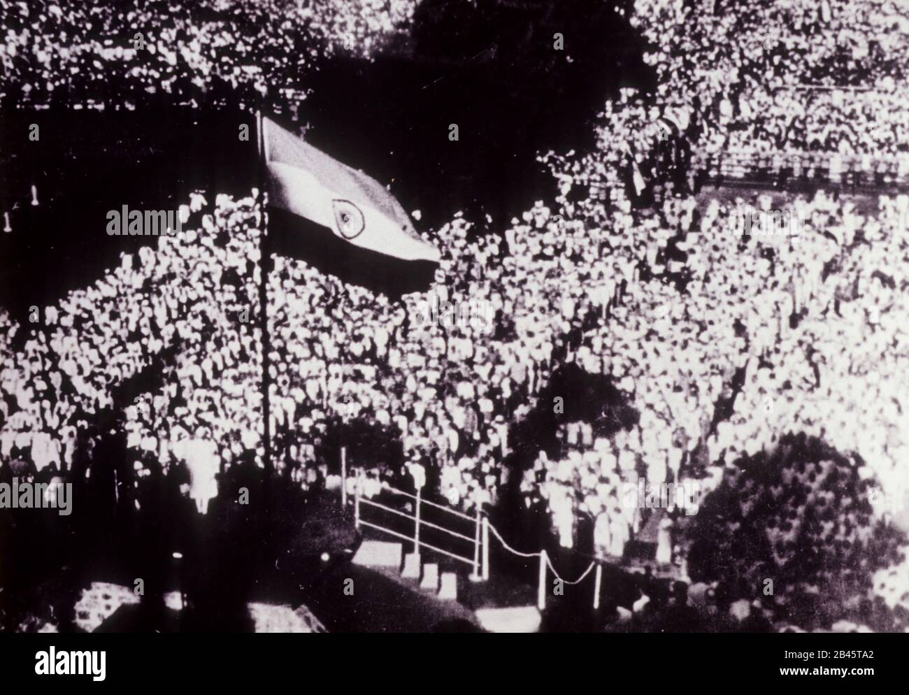 Jour de l'indépendance, 15 août 1947, jour de l'indépendance de l'Inde, fort rouge, levage de drapeau, Inde, Asie, ancienne image du XXe siècle Banque D'Images