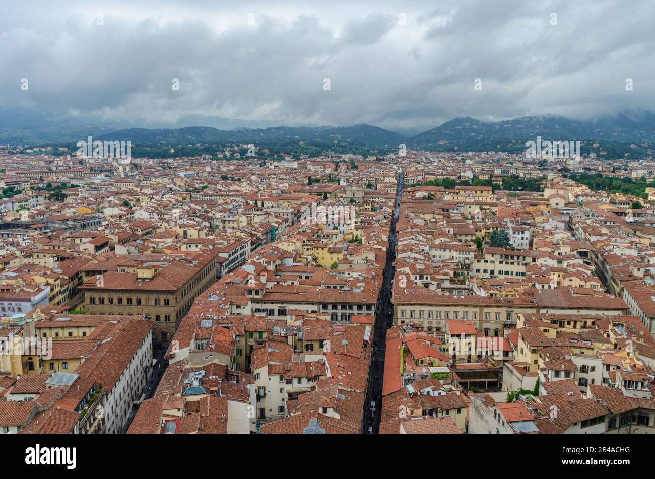 Vue imprenable sur la ville de Florence depuis le Campanile di Giotto de Florence, Italie Banque D'Images