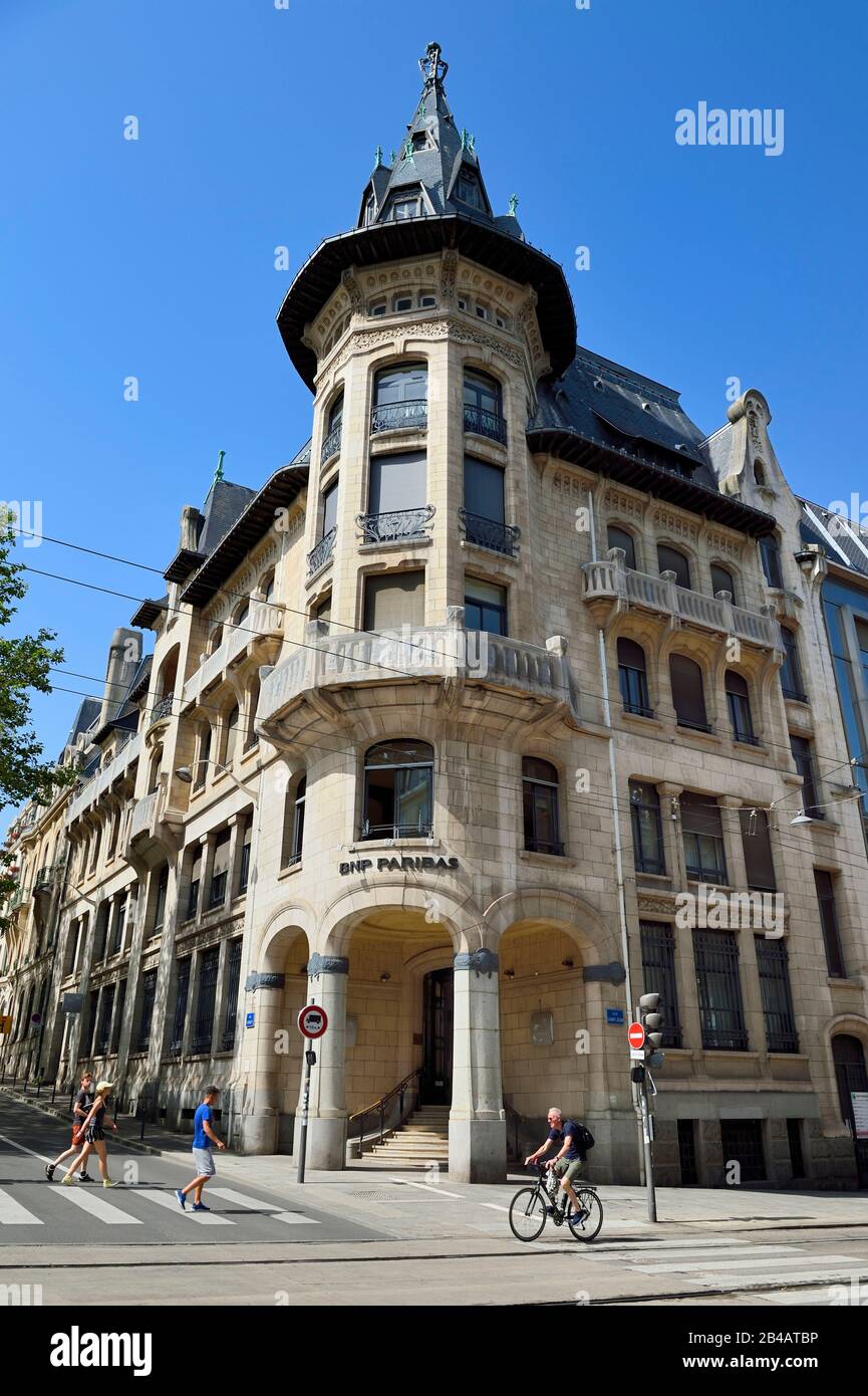 France, Meurthe-et-Moselle, Nancy, rue Saint-Jean, ancienne banque Renauld  et actuelle BNP Paribas de style Art nouveau Photo Stock - Alamy