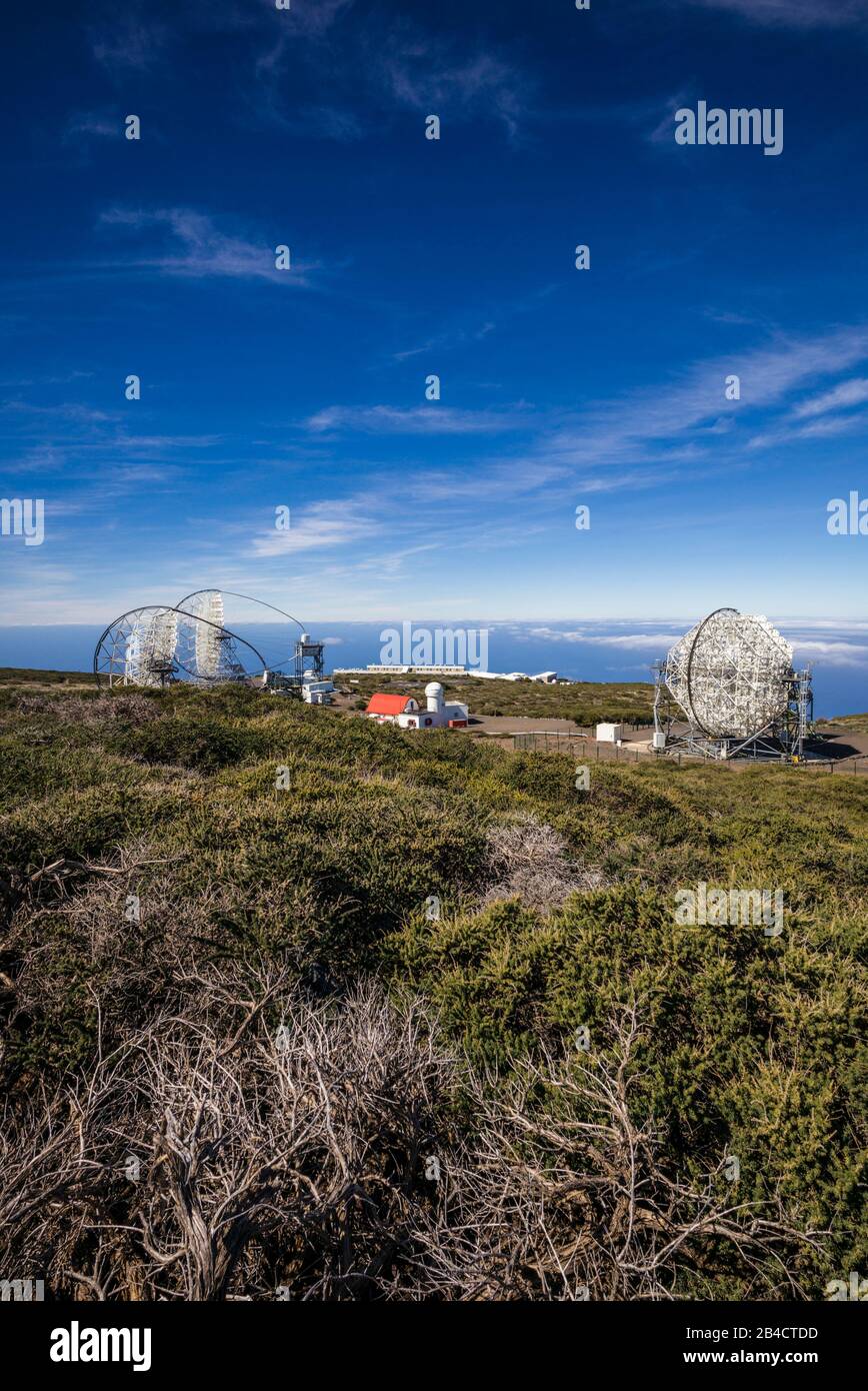 Espagne, Canaries, La Palma Island, parc national Caldera de Taburiente national park, Roque de los Muchachos Observatory, télescopes Banque D'Images
