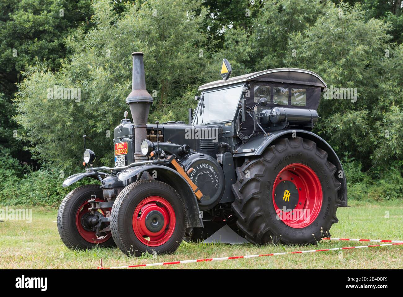 Bad König, Hesse, Allemagne, Lanz Bulldog Type D 9506 Ackerluft, au Bad Königer Classic Festival, 45 ch, construit en 1950, capacité moteur 10338, fabricant Heinrich Lanz AG de Mannheim Banque D'Images