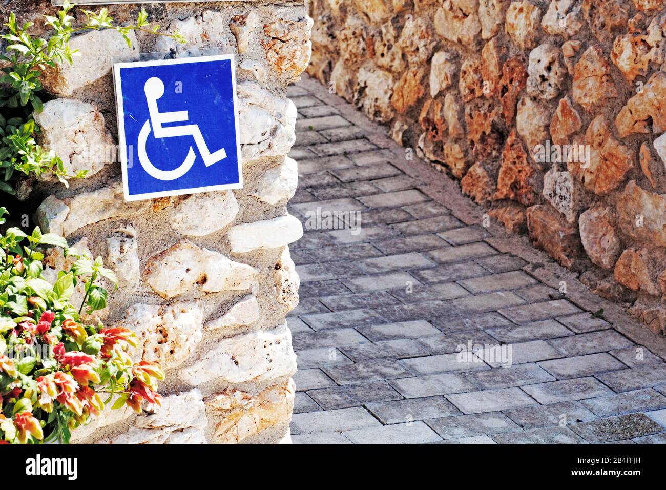 Rampe pour les utilisateurs de fauteuil roulant en Grèce Banque D'Images