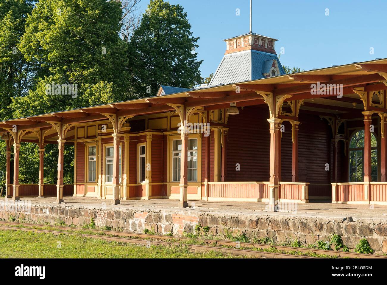 Estland, Westküste, Haapsalu, Historischer Bahnhof, Bahnhofsgebäude Banque D'Images