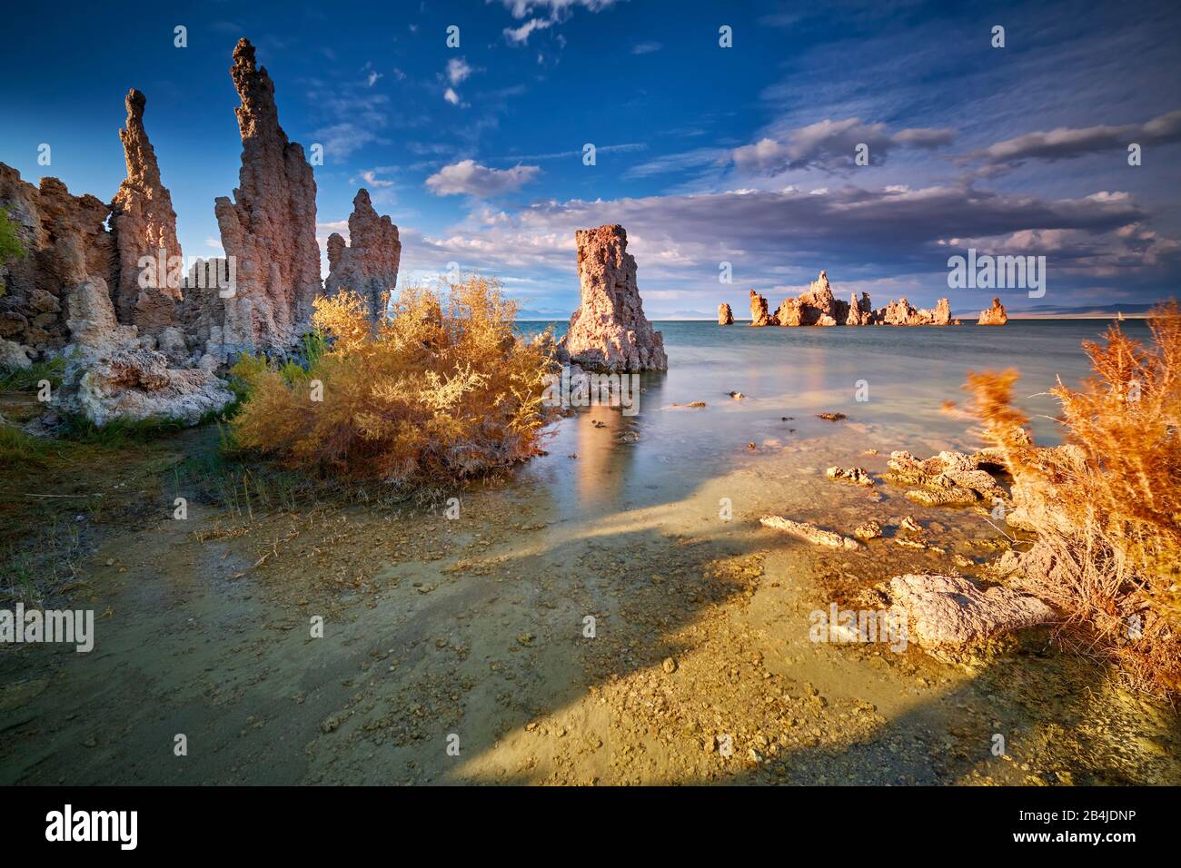 États-Unis, États-Unis D'Amérique, Mono County, Lee Vining, Mono Lake, Sierra Nevada, South Tufa Area, Californie Banque D'Images