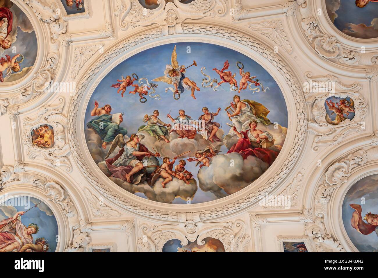 Allemagne, Saxe-Anhalt, Hundisburg, peinture de plafond dans le château Hundisburg, panneaux de plafond ont des modèles dans le 1593 publié Iconologia de Cesare Ripa. Banque D'Images