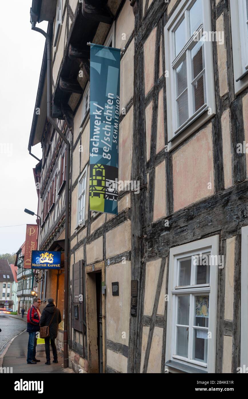 Allemagne, Thuringe, Schmalkalden, ancienne maison de Schmalkalden, construite 1369/70, maison à colombages, Weidebrunner Gasse 13, atelier spécialisé Schmalkalden Banque D'Images