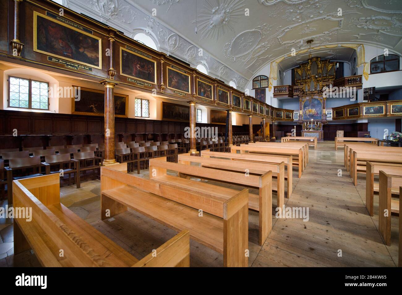 Galerie en architecture en bois, autel, Evangelische Ulrichskirche, Augsbourg, Bavière, Allemagne Banque D'Images