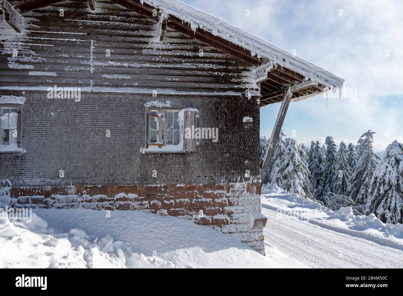 Allemagne, Bade-Wurtemberg, Forêt Noire, maison sur la Hornisgrinde. Banque D'Images