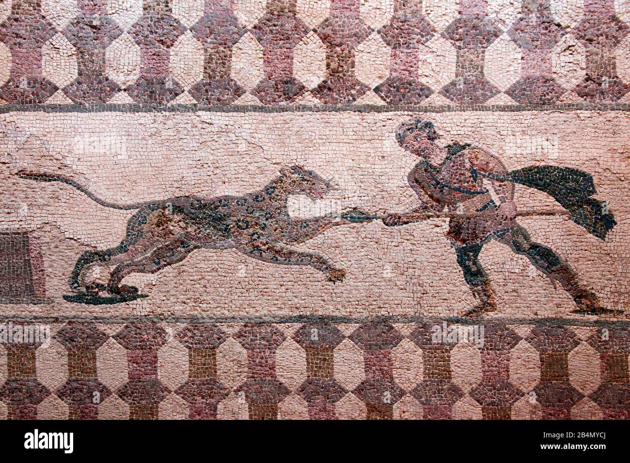 Paphos, Parc archéologique, Maison de Dionysus, le porticus oriental, un chasseur attaque un léopard avec une lance, Chypre, partie grecque Banque D'Images