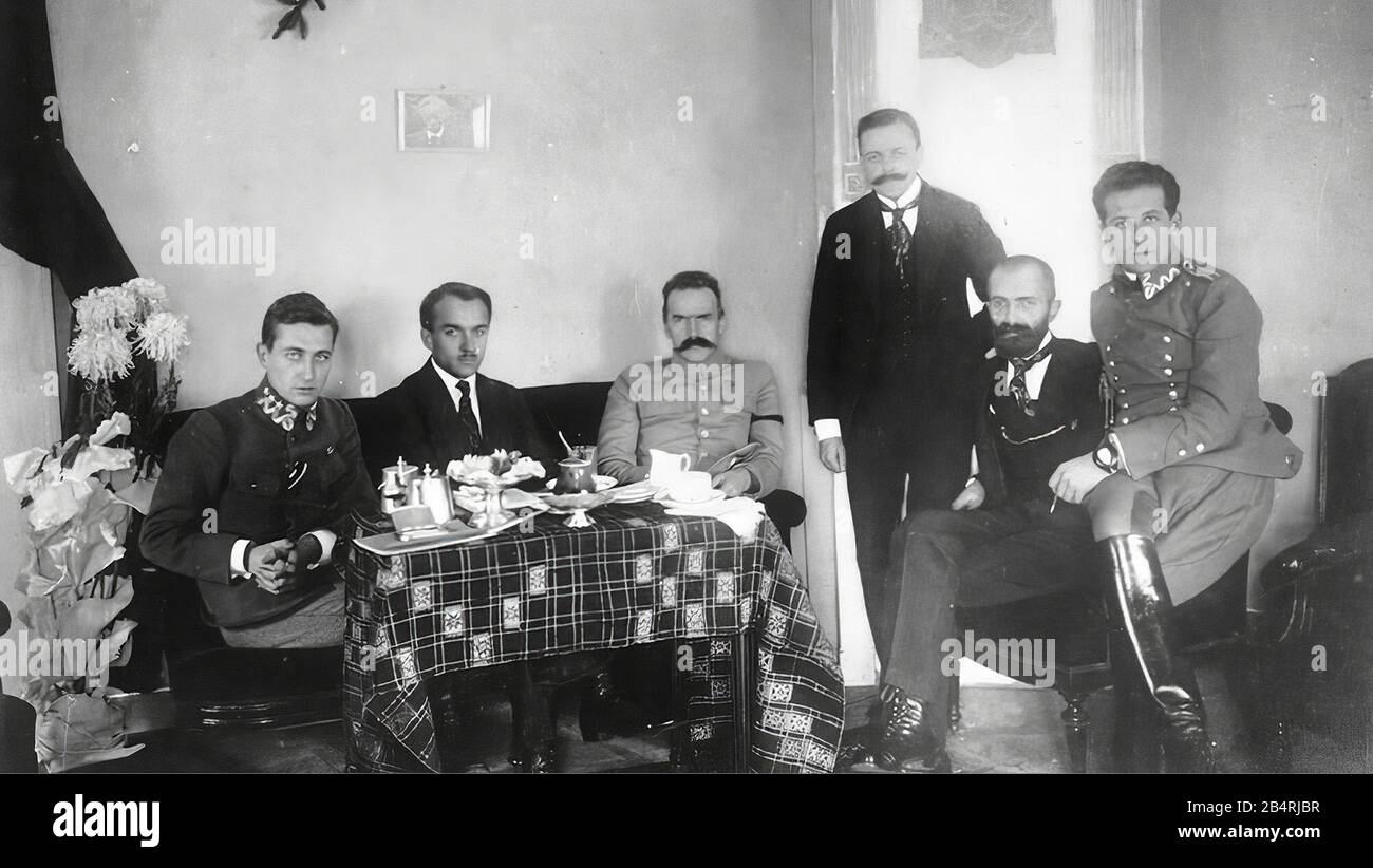 Stachiewicz, Kasprzycki, Piłsudski, Sokolnicki, Sławek, Wieniawa-Długoszowski, 1916 Banque D'Images