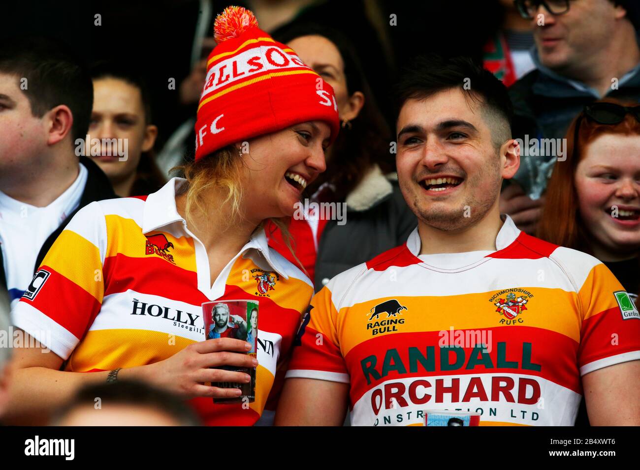 Londres, Royaume-Uni. 7 mars 2020. Fans D'Angleterre Pendant Guinness Six Nations Entre Angleterre Femmes Et Pays De Galles Femmes Au Stade De Twickenham Stoop, Londres, Angleterre Le 7 Mars 2020 Crédit: Action Foto Sport/Alay Live News Banque D'Images