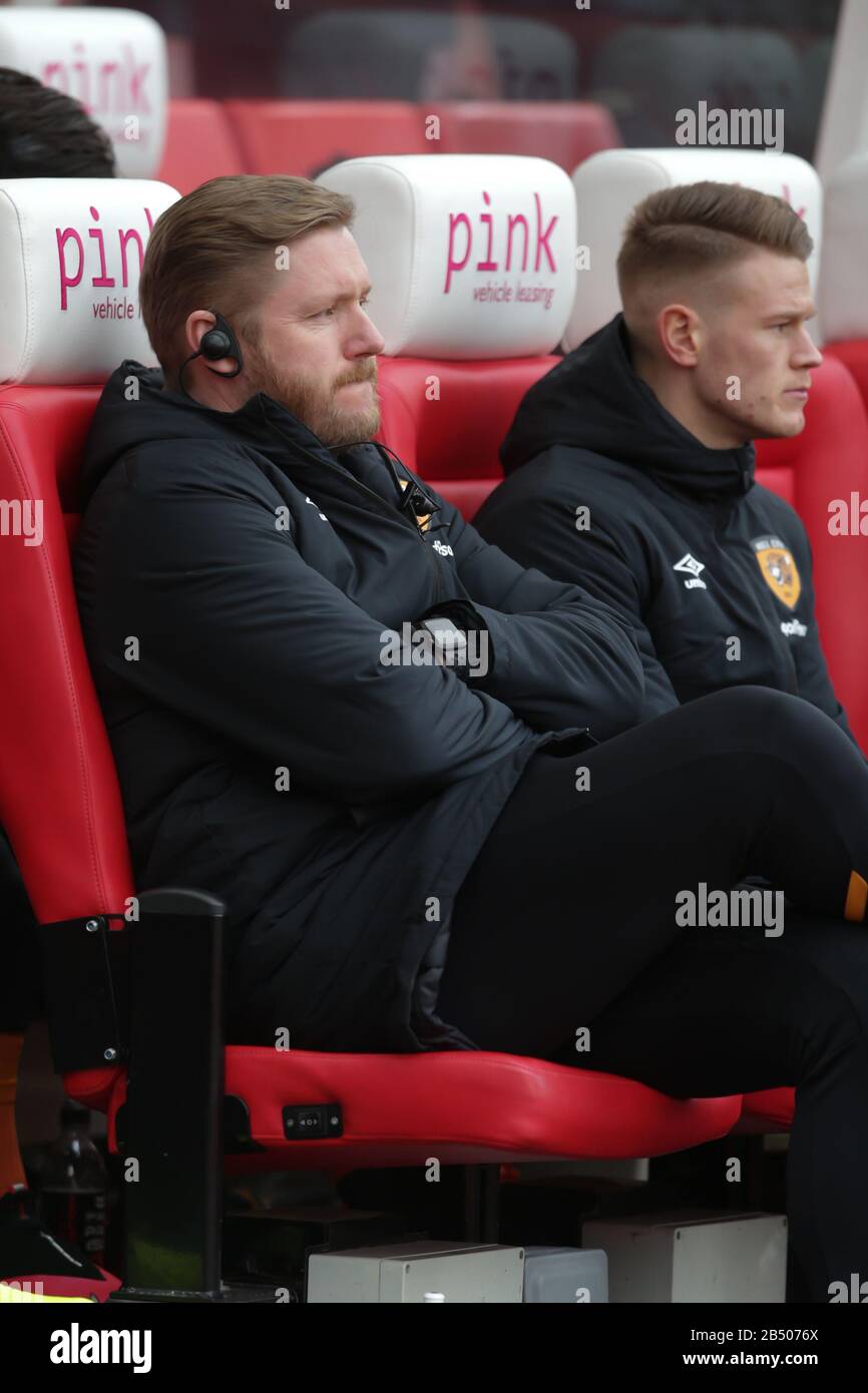 Stoke On Trent, Royaume-Uni. 7 mars 2020. Grant McCann, responsable de la ville de Hull, lors du match du championnat EFL Sky Bet entre Stoke City et Hull City, au stade Bet365, Stoke-on-Trent, Angleterre, le 7 mars 2020. Photo De Jurek Biegus. Utilisation éditoriale uniquement, licence requise pour une utilisation commerciale. Aucune utilisation dans les Paris, les jeux ou une seule publication de club/ligue/joueur. Crédit: Uk Sports Pics Ltd/Alay Live News Banque D'Images