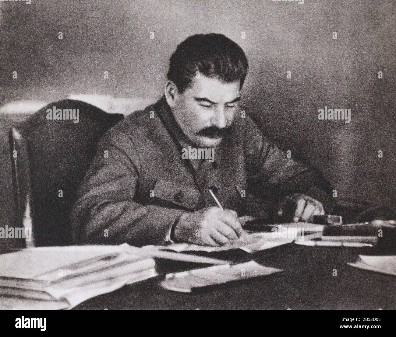 Joseph Staline dans son bureau. Photo prise en 1930. Banque D'Images