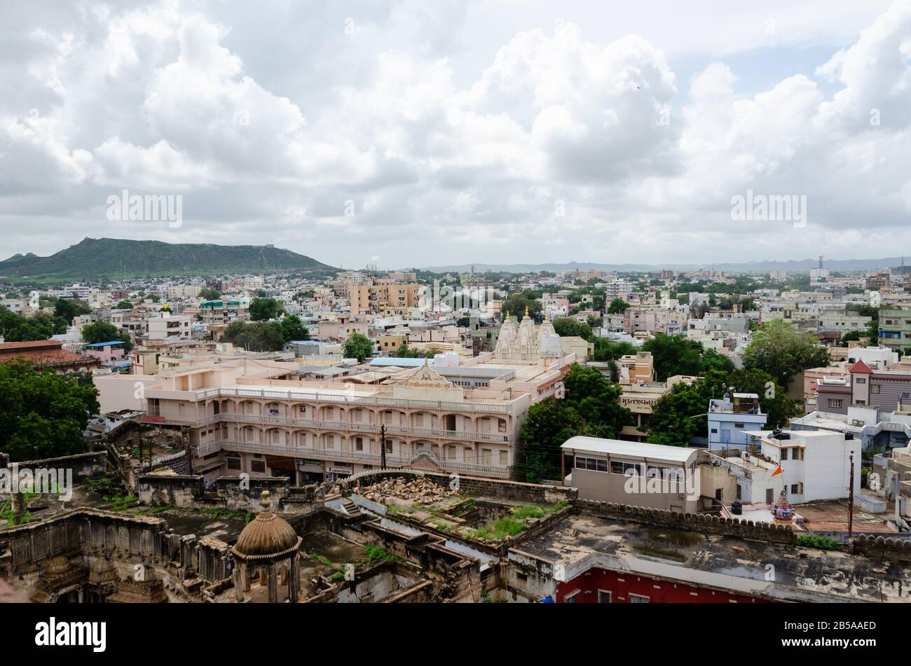 Vue sur la ville de Bhuj depuis Prag Mahal, Bhuj, Kutch, Gujarat, Inde Banque D'Images