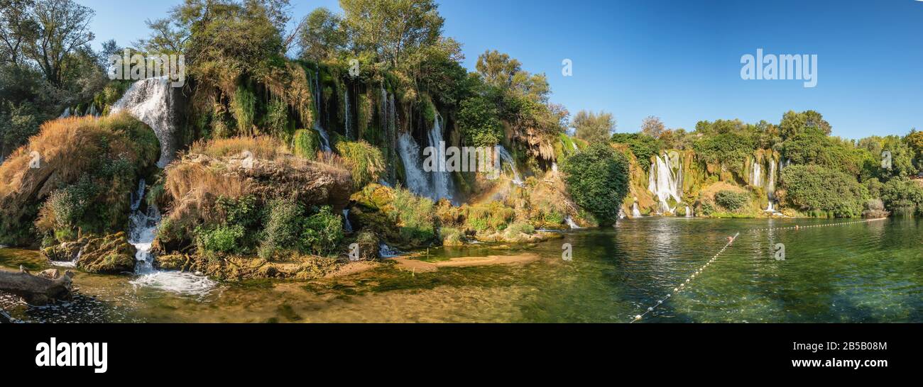 Cascade de Kravica sur la rivière Trebizat en Bosnie-Herzégovine Banque D'Images