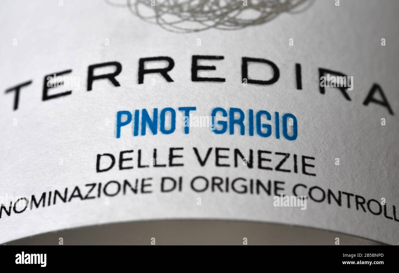 Étiquette de bouteille de vin Pinot Grigio delle Venelie, Italie. Crédit: Malcolm Park/Alay. Banque D'Images