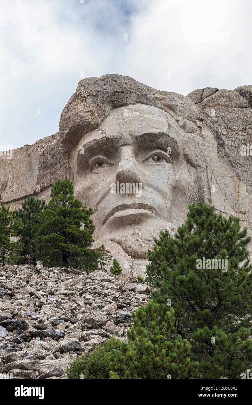 Le visage d'Abraham Lincoln sculpté dans la roche au Mt. Rushmore Dans Le Dakota Du Sud. Banque D'Images