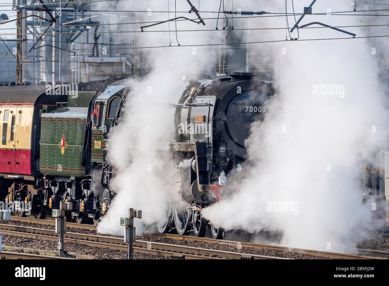 Chemins de fer britanniques Standard Class 7, numéro 70000 Britannia une locomotive à vapeur préservée, appartenant à la Royal Scot Locomotive et à General Trust. Banque D'Images